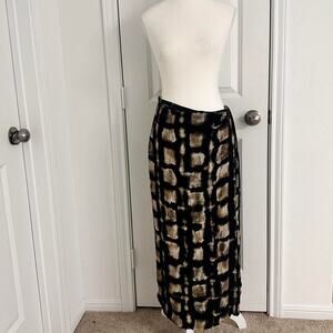 Zara Size Small Women’s Maxi Skirt With Side Slit So Comfy & Cute For Summer